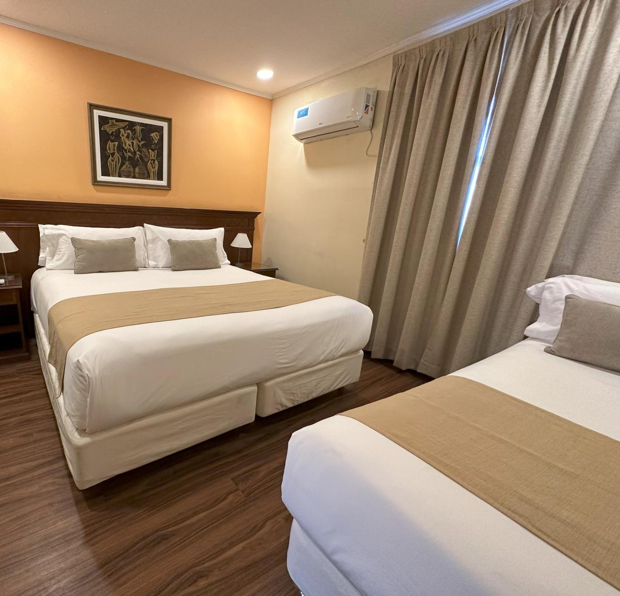 Ritz Hotel Mendoza Bagian luar foto